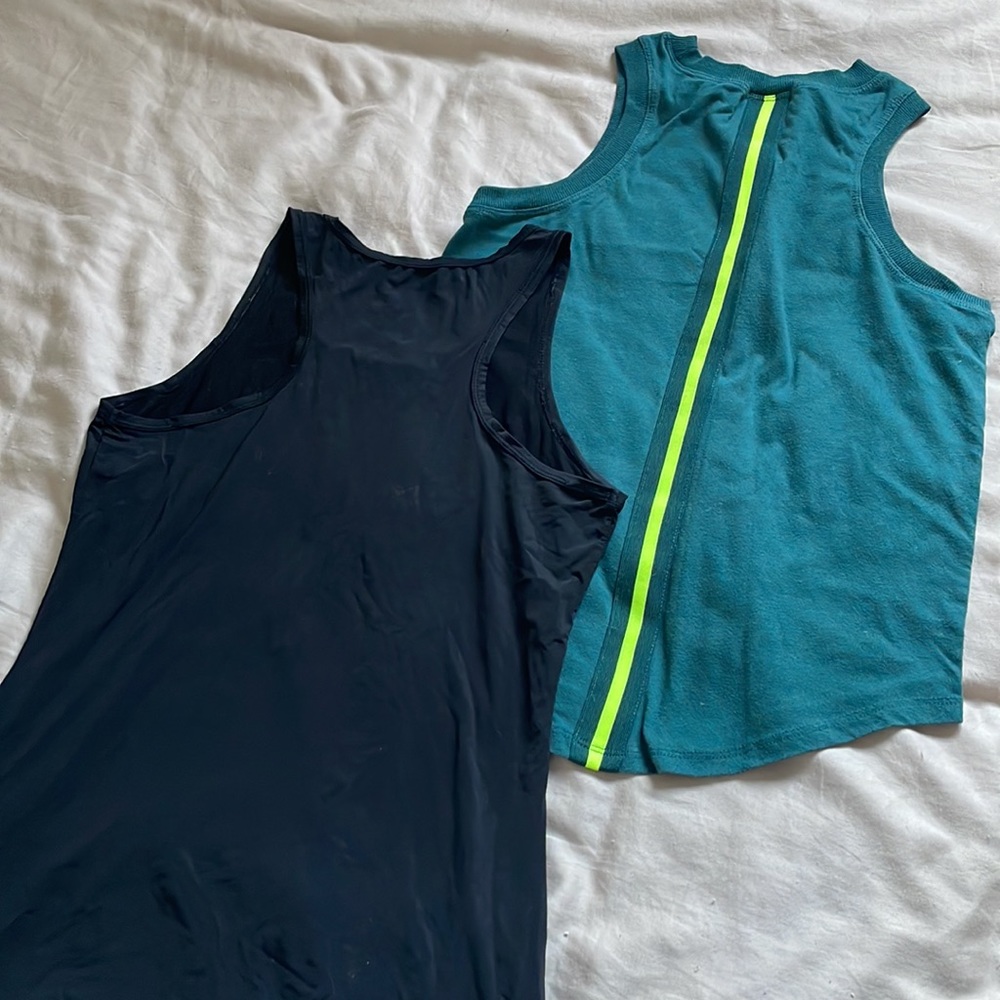 Workout tanks small(2) - Picture 3 of 6